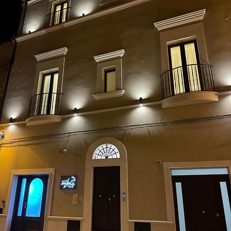 B&B Palazzo Croghan Torremaggiore ภายนอก รูปภาพ