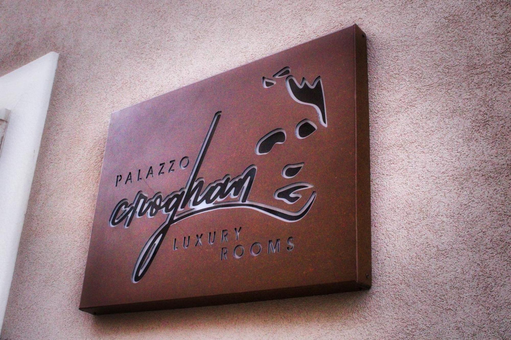 B&B Palazzo Croghan Torremaggiore ภายนอก รูปภาพ