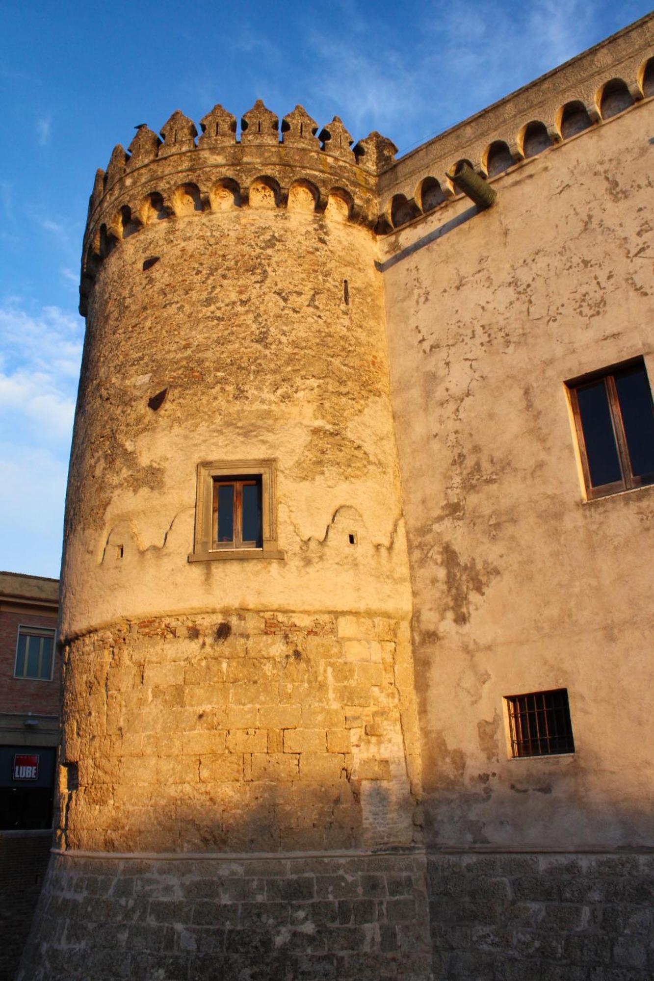 B&B Palazzo Croghan Torremaggiore ภายนอก รูปภาพ