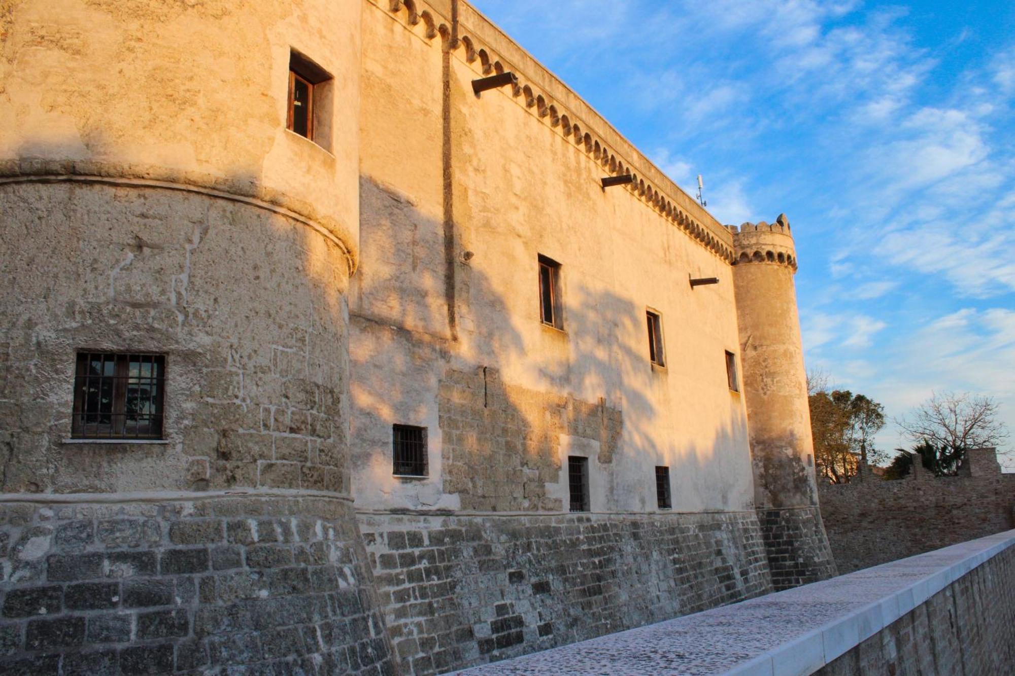 B&B Palazzo Croghan Torremaggiore ภายนอก รูปภาพ