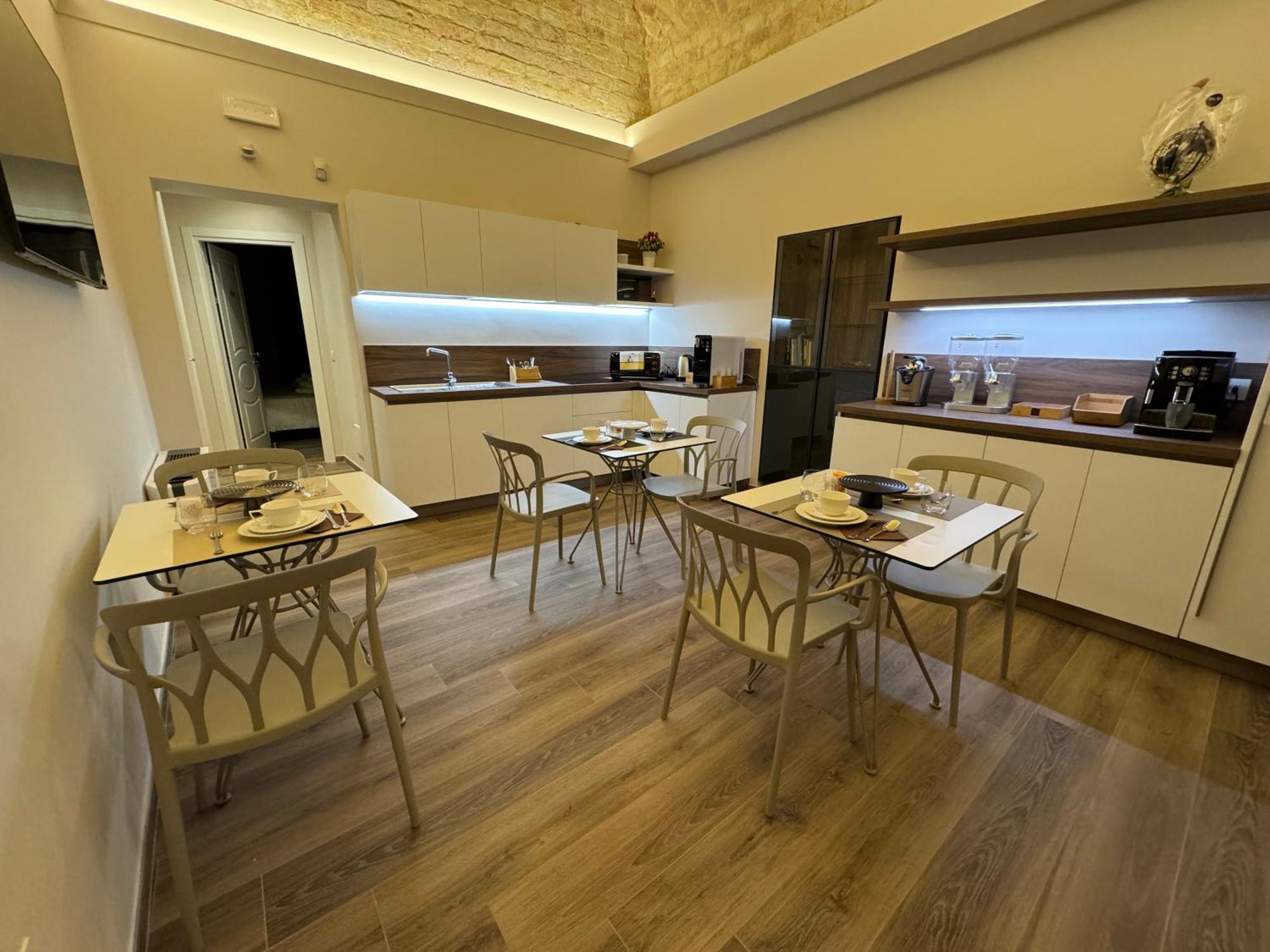 B&B Palazzo Croghan Torremaggiore ภายนอก รูปภาพ