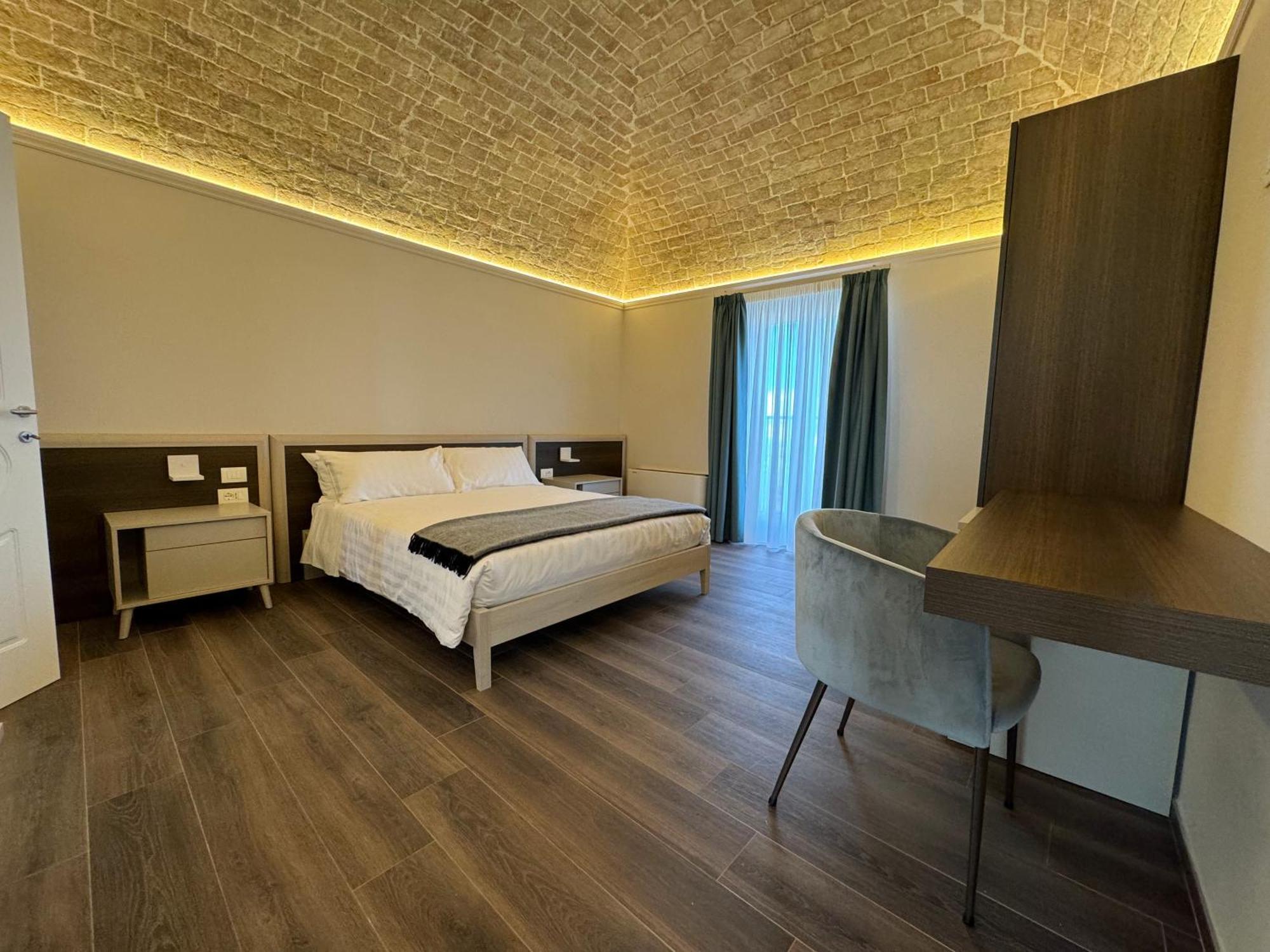 B&B Palazzo Croghan Torremaggiore ภายนอก รูปภาพ