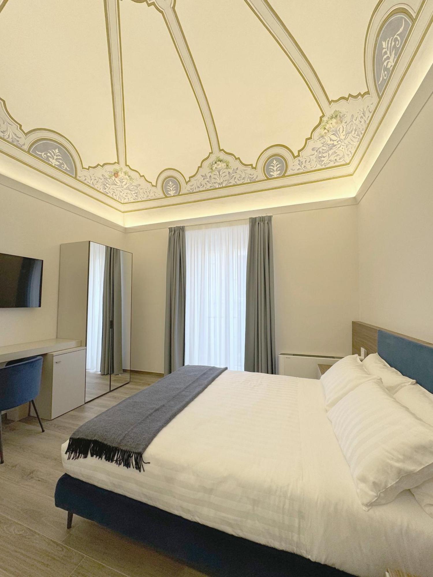 B&B Palazzo Croghan Torremaggiore ภายนอก รูปภาพ