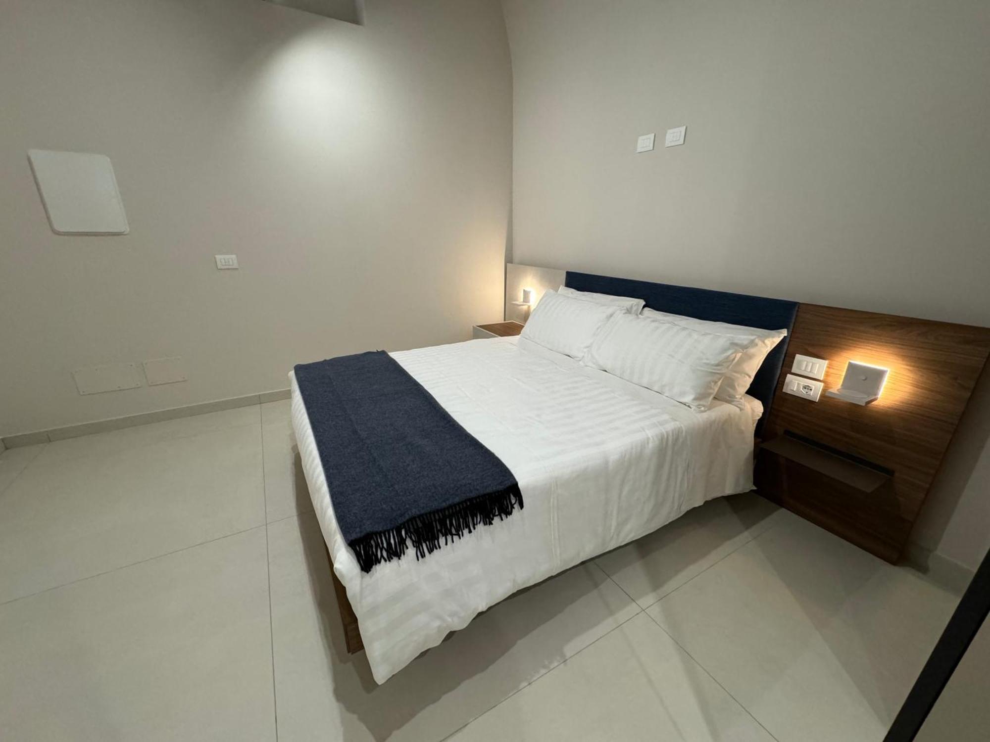 B&B Palazzo Croghan Torremaggiore ภายนอก รูปภาพ